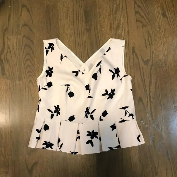 Floral peplum top - Picture 1 of 2